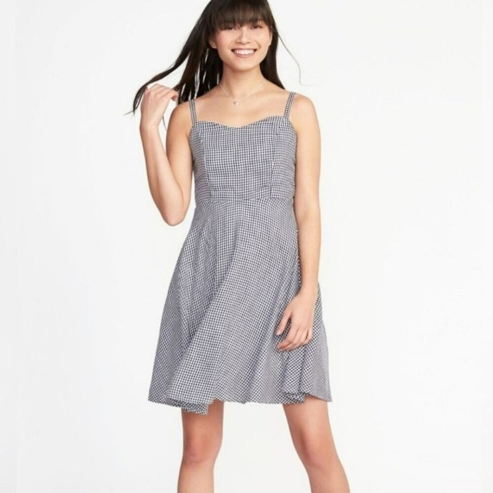 Old Navy Black and White Gingham Print Dress Size Medium Excellent Condition